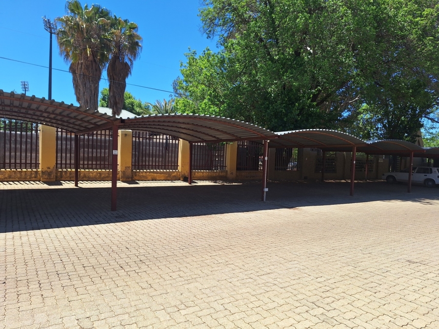 2 Bedroom Property for Sale in Potchefstroom North West
